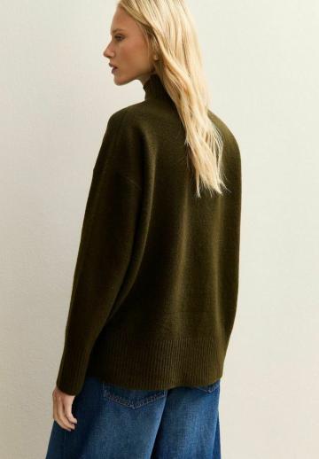 Пуловер