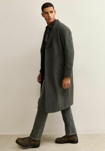 Шерстяное пальто
