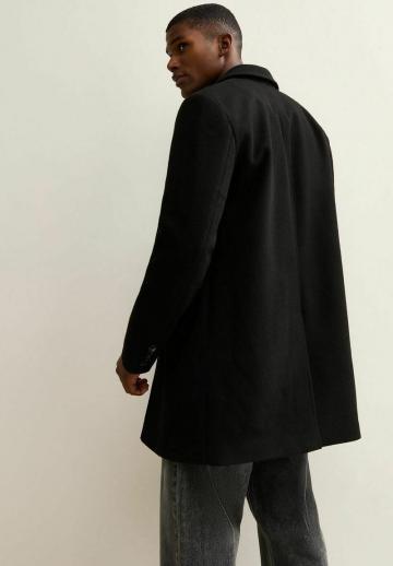 Короткое пальто