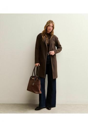 Короткое пальто