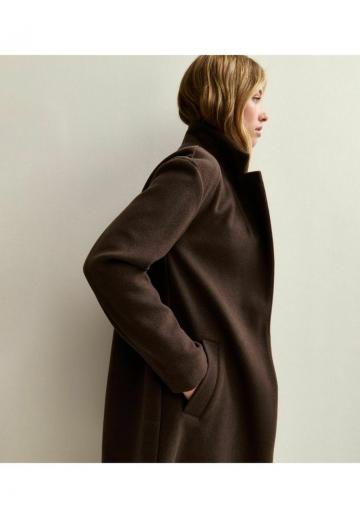 Короткое пальто