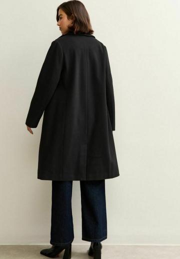 Шерстяное пальто