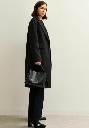 Шерстяное пальто