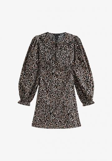 Короткое платье