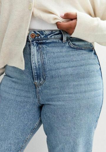 Узкие джинсы