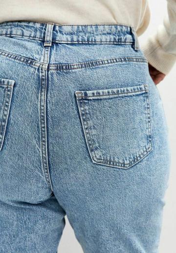 Узкие джинсы