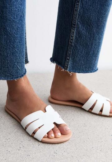 Гандбольные кроссовки