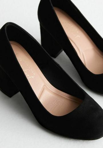 Туфли с высоким носом