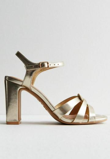 Гандбольные кроссовки