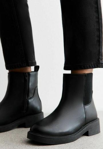 Широкие сапоги