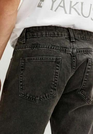 Прямые джинсы