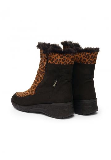 Сапожки на танкетке