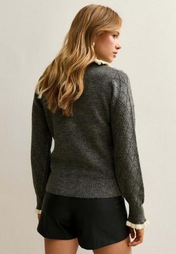 Жаккардовая вязаная кофта