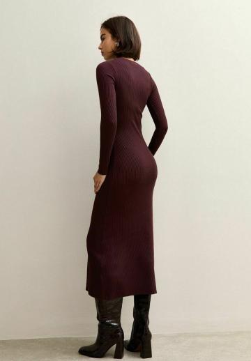 Платье футляр