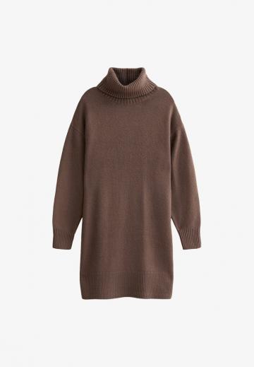 Вязаное платье