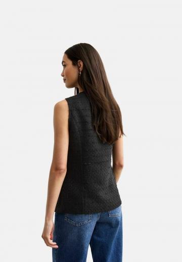 Джинсовая жилетка