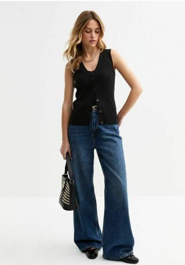 Джинсовая жилетка