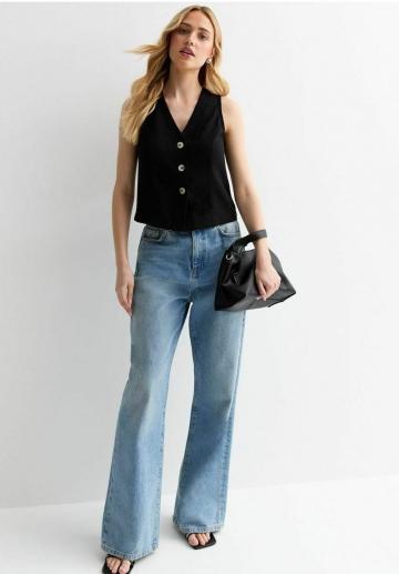 Джинсовая жилетка