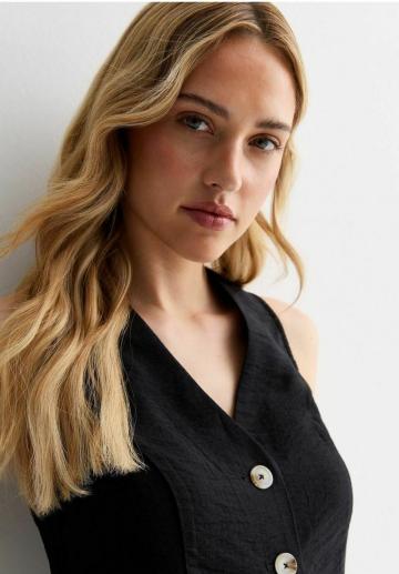 Джинсовая жилетка