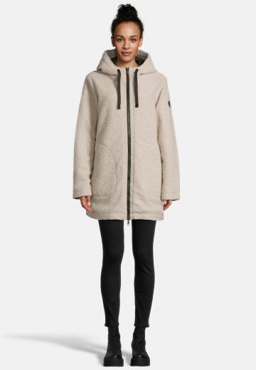 Короткое пальто