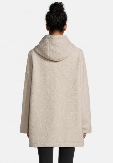 Короткое пальто