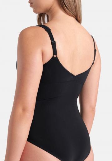 Слитный купальник