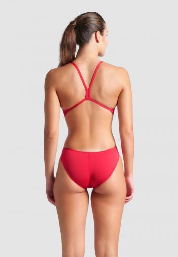 Слитный купальник