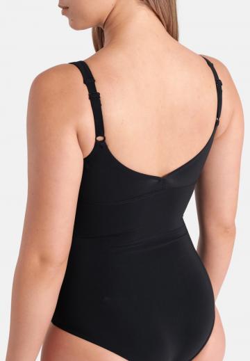 Слитный купальник