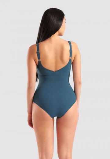 Слитный купальник