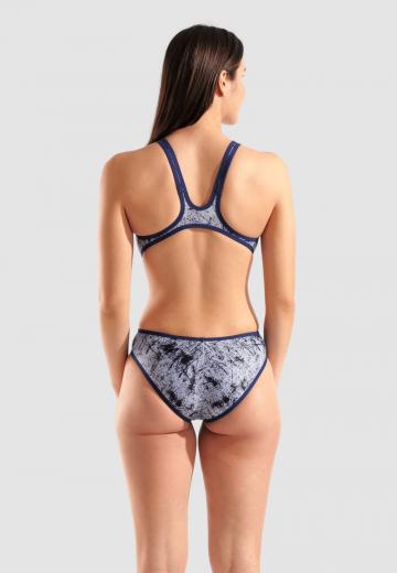 Слитный купальник