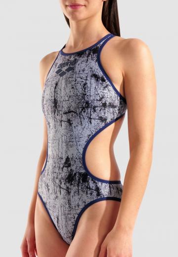 Слитный купальник