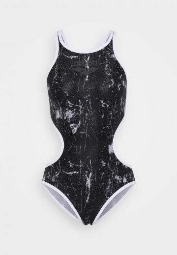 Слитный купальник