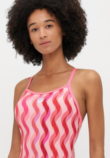 Слитный купальник