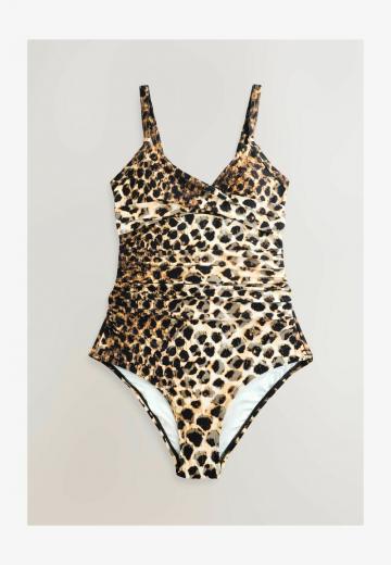 Слитный купальник