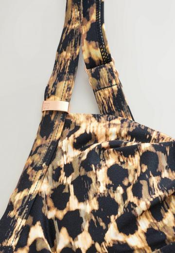 Слитный купальник