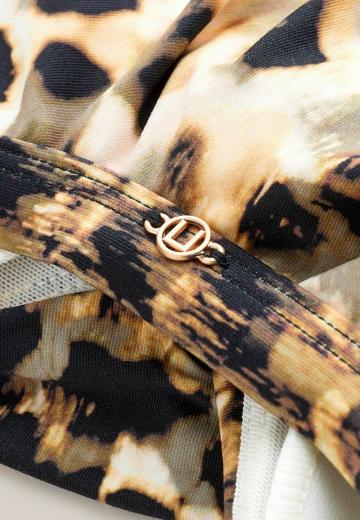 Слитный купальник