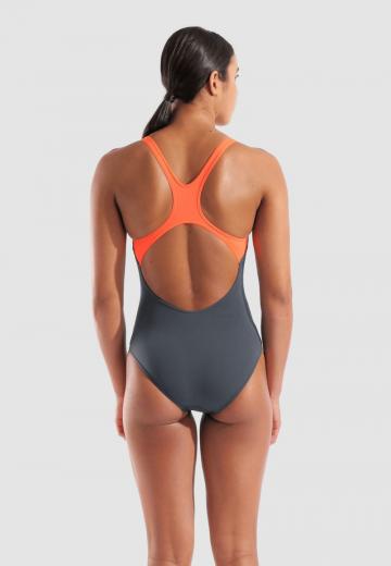 Слитный купальник