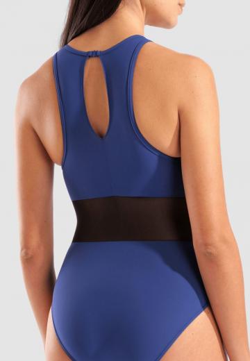 Слитный купальник