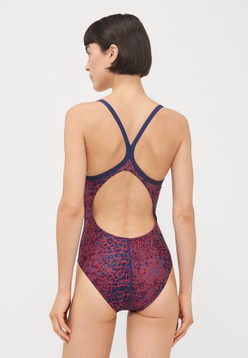 Слитный купальник