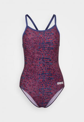 Слитный купальник