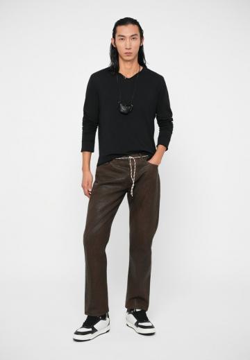 Прямые джинсы