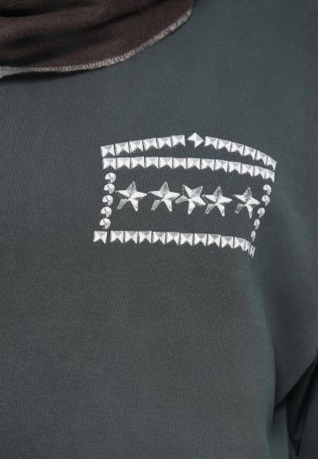 Пуловер с капюшоном