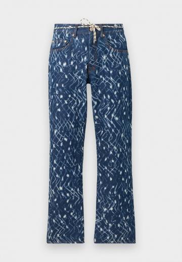 Джинсы бойфренда