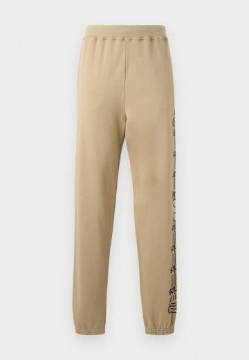 Спортивные штаны