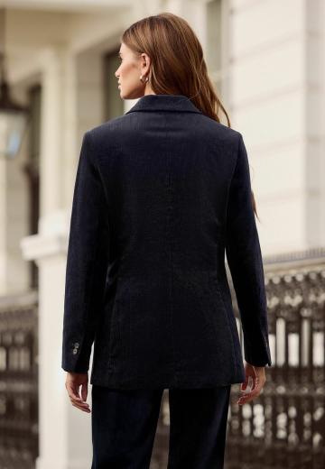 Короткое пальто