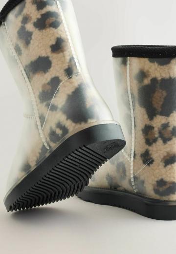 Резиновые сапоги