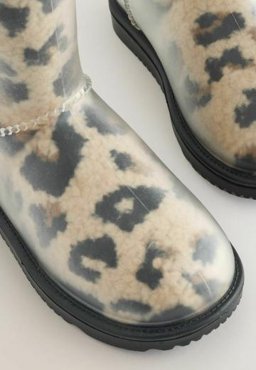 Резиновые сапоги