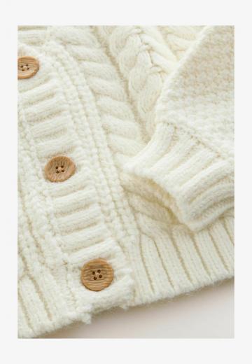 Вязаная кофта