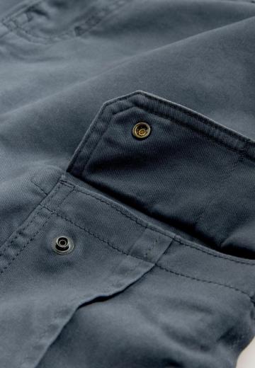 Брюки с накладными карманами