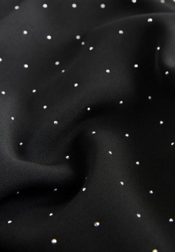 Платье без бретелек